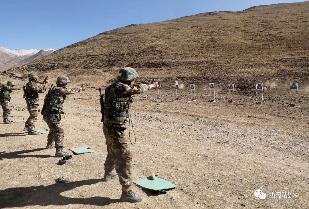 F1总决赛，南城海豚队与剑门铁骑队读秒扳平，体能对抗拉满！细节处理更胜一筹的简单介绍