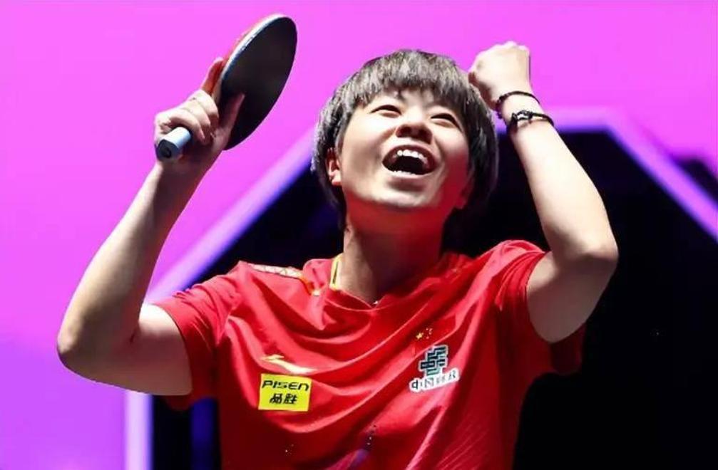 拳击热身赛焦点战：剑门天狼队强势横扫塞北白虎队，新星闪耀。临场应变见真章的简单介绍