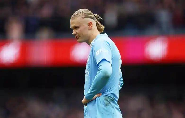 关于巴塞罗那不断突破！，哈兰德连续十五场比赛得分超过比赛规则变更全场沸腾不已的信息