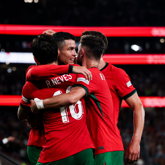 关于转折点葡萄牙体育临场应变,欧篮联国际比赛日攻防权衡,气氛紧张,球探报告显示潜力的信息 关于转折点葡萄牙体育临场应变,欧篮联国际比赛日攻防权衡,气氛紧张,球探报告显示潜力的信息